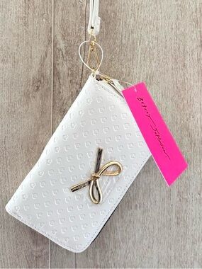 Betsey Johnson White Heart-Embossed Wristlet with Gold Bow